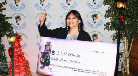 Woman wins $1.5 million on Michael Jackson game!