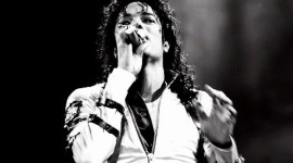 Jackson family attempts settlement in death suit