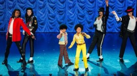 New MJ Waxworks Unveiled Four Years After Death
