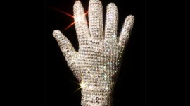 U.S. Battling Dictator’s Son for Michael Jackson Glove