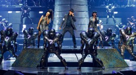 Kosmidis Dances With Cirque du Soleil MJ