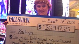 MJ Fan wins $1.8M On The Michael Jackson Slots!