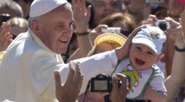 WE ARE THE WORLD ~ VATICAN ~ HAVE TISSUES! (VIDEO)