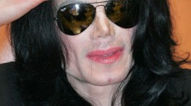 Sweet Video Of Michael Jackson in Japan 2006