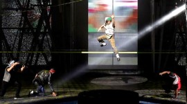 Cirque Slackliners Plan Stunt Over The Strip