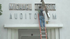 Today In Michael Jackson History (October 15th)