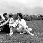 kennedy-family_in_hyannis_port
