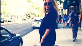 A Pregnant Ciara Shows Us Her Moonwalk