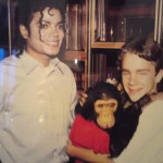 Michael-Jackson-and-Bubbles-Jackson-michael-jackson-30950943-1600-1200