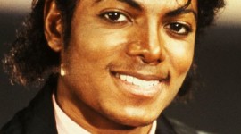 MJ’s ‘Billie Jean’ Returns To Hot 100!!