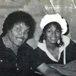 REBBIE-WITH-FAMILY-maureen-reillette-rebbie-jackson-25742358-824-955