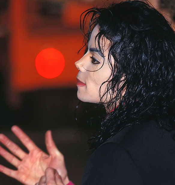 michaeljacksonphotos1992sarajevoreliefoc0110c