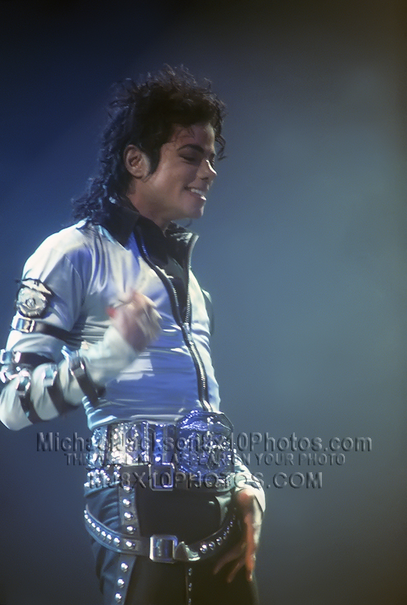 Michael Jackson in Concert at the Byrne Arena in New Jersey.///Michael Jackson in concert