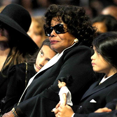 Katherine Jackson Speaks Out to ET about Attorney