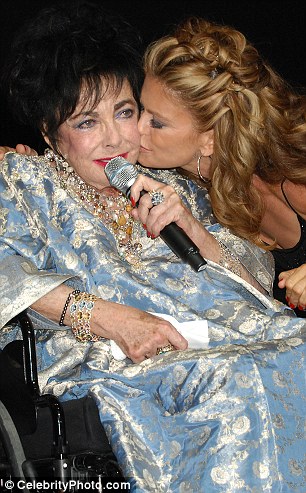  Elizabeth Taylor and Kathy Ireland