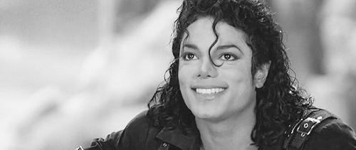 http://i.perezhilton.com/wp-content/uploads/2014/06/michael-jackson-tell-all-book.gif